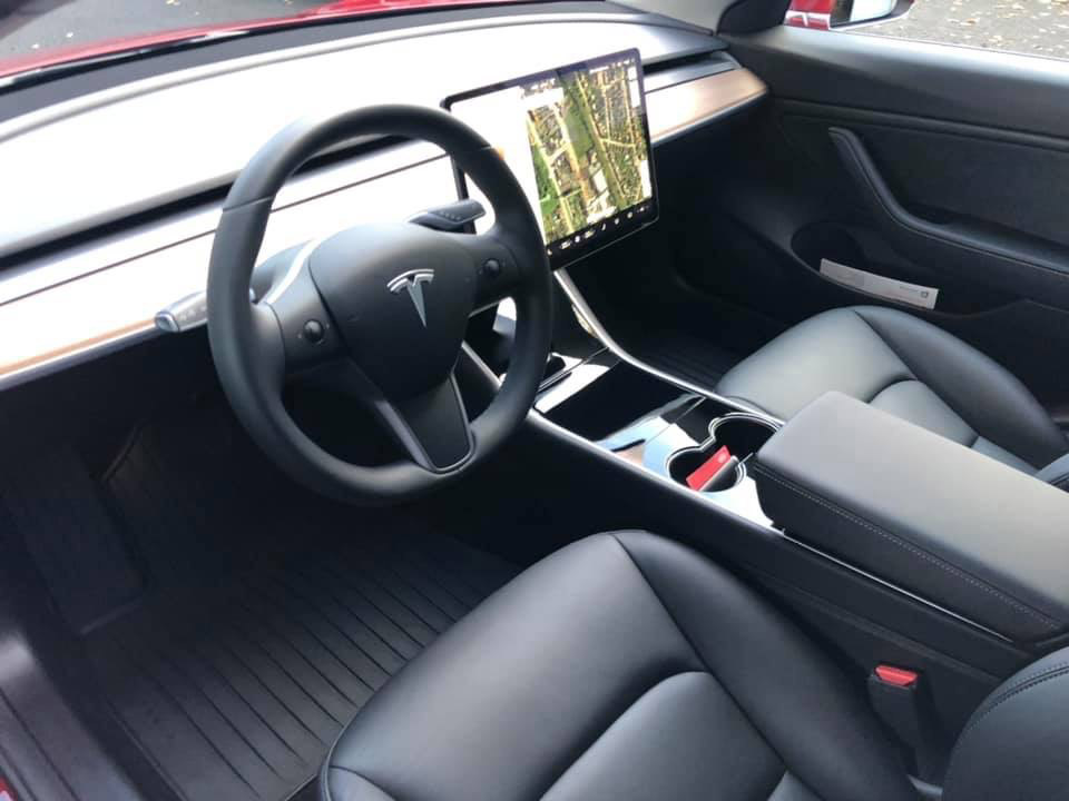 tesla_red_4
