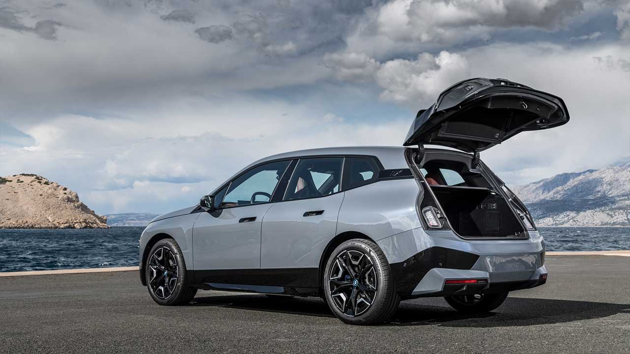 bmw-ix-gallery-3