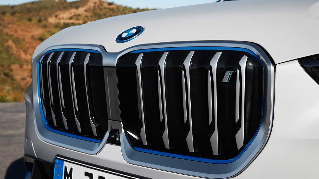 BMW-iX1-gallery-5