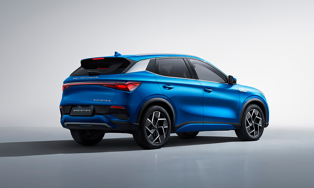 BYD ATTO 3 2