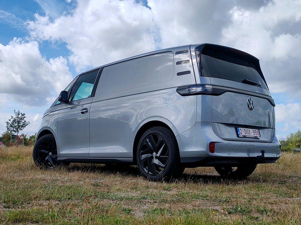 Vw ID Buzz Cargo Volkswagen bestelwagen elektrisch huren of kopen