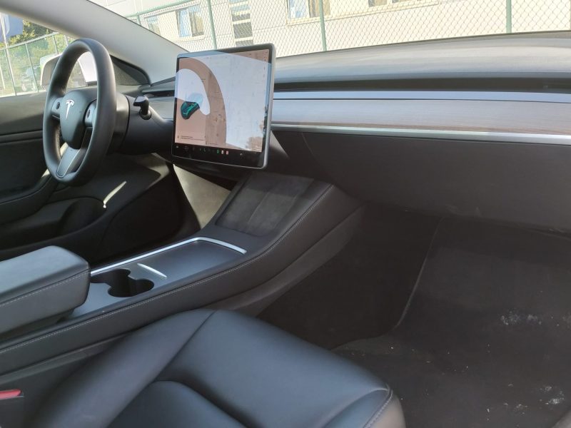Tesla model 3 elektrische auto huren kopen leasen